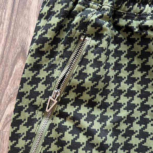 adidas Green and Black Cargo Pants - Picture 11 of 12